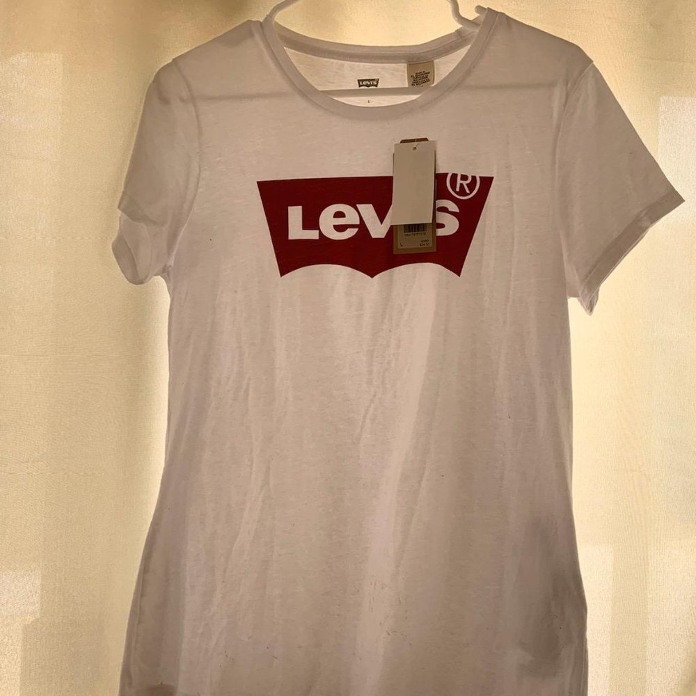 Levi Jeans and Tee-Shirt